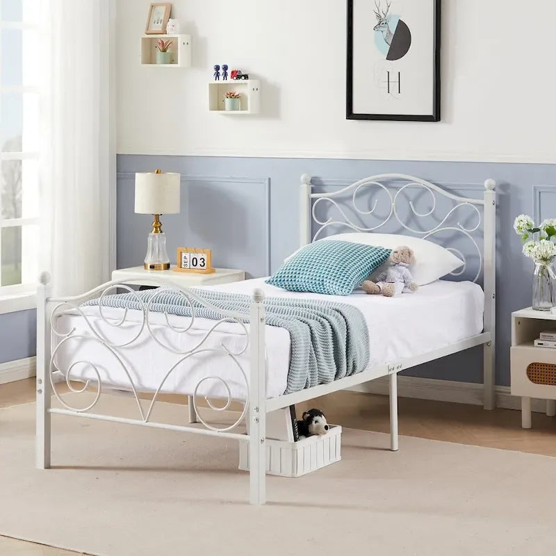 Struttura letto a piattaforma in metallo bianco vittoriano con testiera e pediera – Twin/Full/Queen