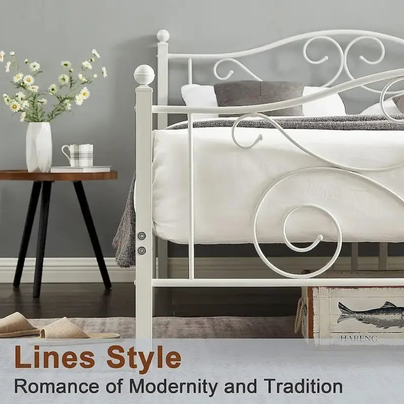 Struttura letto a piattaforma in metallo bianco vittoriano con testiera e pediera – Twin/Full/Queen